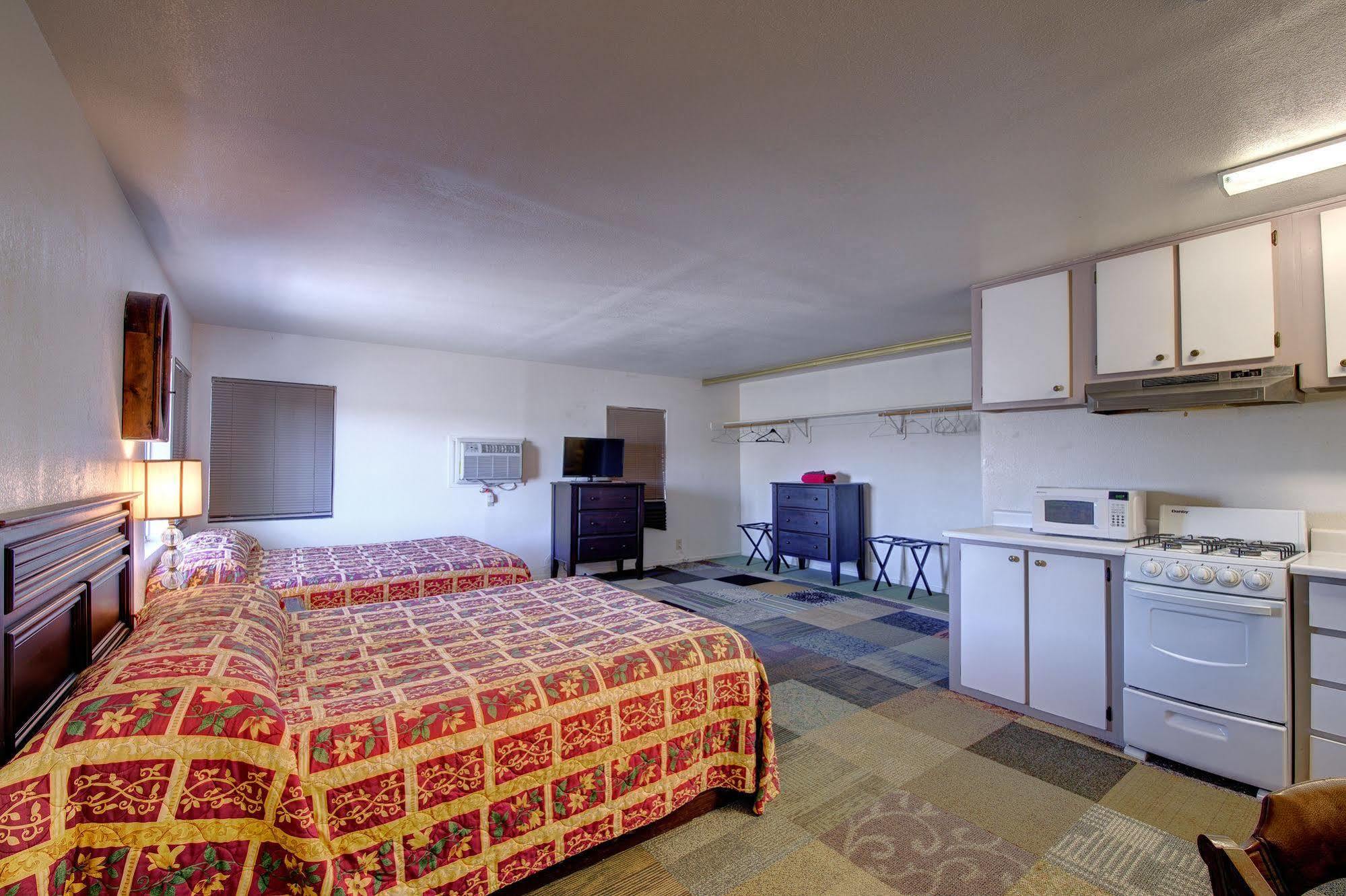 Crimson Hills Motel Parowan Ngoại thất bức ảnh